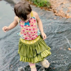 Cute ruffle skirt (12 months)